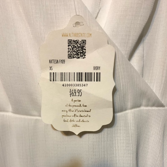 NWT Altar’d State White Romper in Size XS - Picture 7 of 8